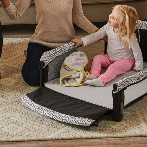 تخت و پارک کودک گراکو مدل newborn2toddler تخت و پارک کودک گراکو مدل newborn2toddler