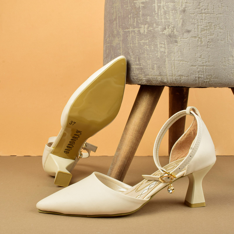 کفش زنانه مورتی مدل رزا نوک تیز CR.4084