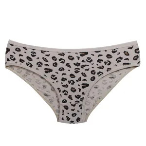 شورت زنانه مالدینی مدل 007