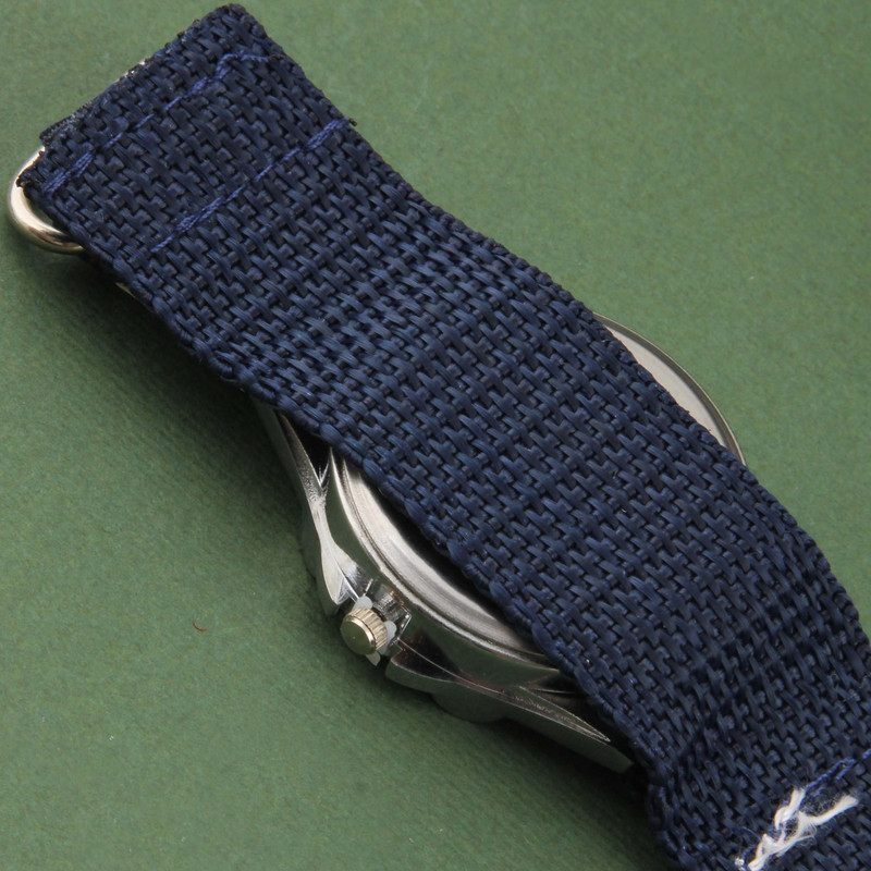 ساعت  مچی عقربه ای پسرانه مدل ورزشی بند کتان چسبی طرح رئال مادرید کد WHK_094