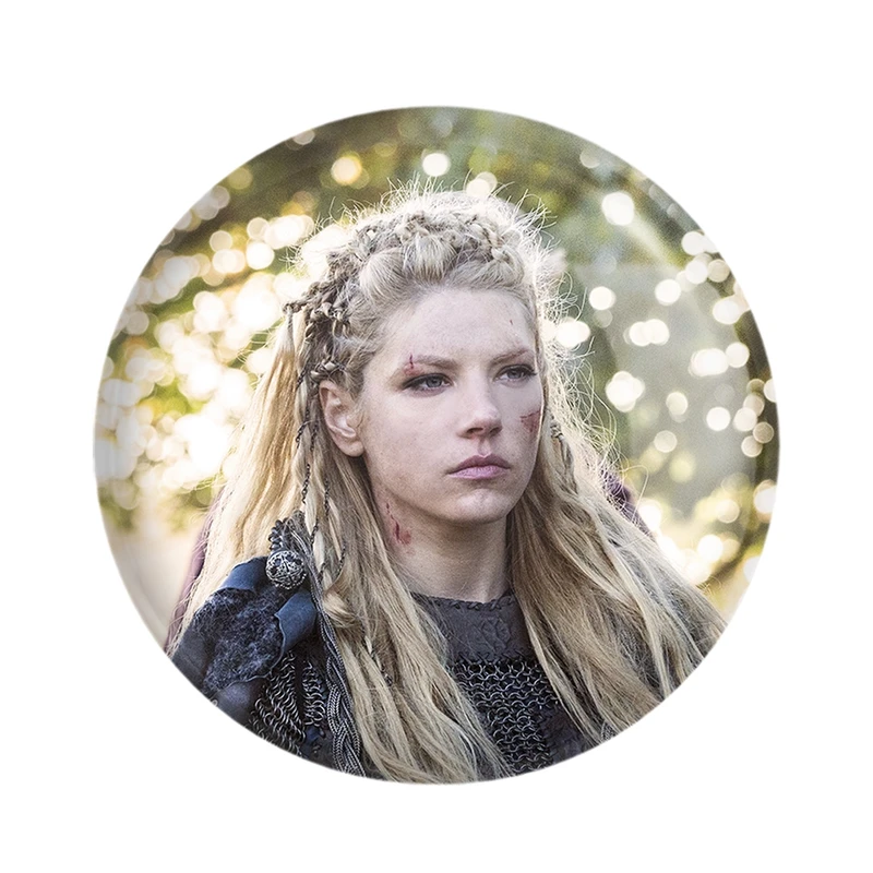 مگنت خندالو مدل لاگرتا سریال وایکینگ ها Vikings کد 29107