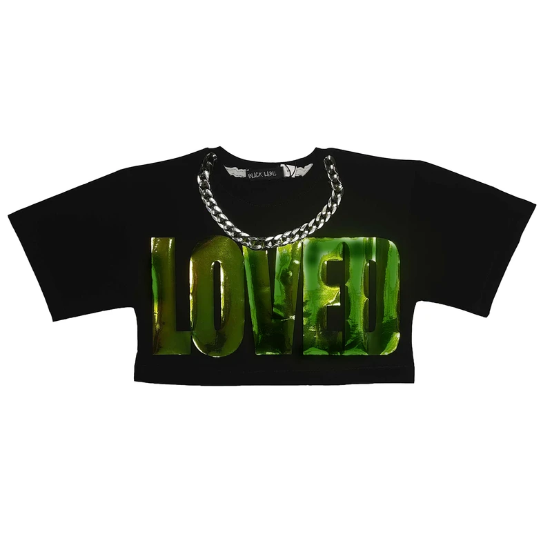 کراپ تی‌شرت آستین کوتاه دخترانه مدل نوشته loved