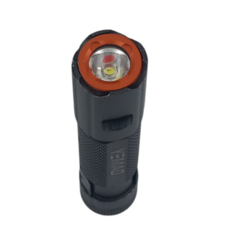 چراغ قوه دستی یئماو مدل YM-M52 رنگ نور مهتابی