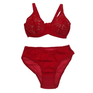 ست شورت و سوتین زنانه مدل تمام گیپور فنردار 5657