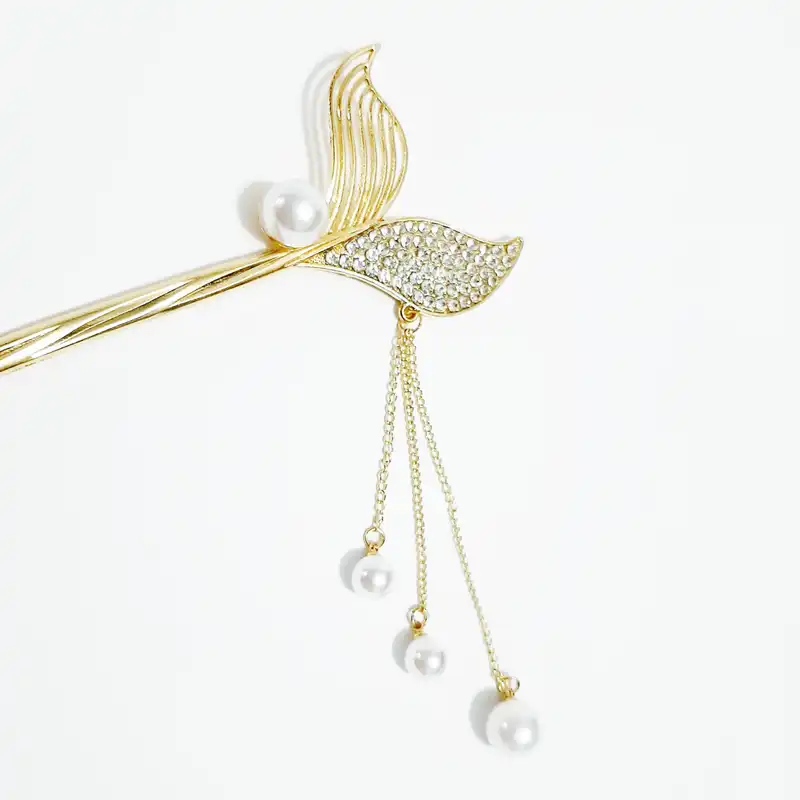 گیره مو زنانه مدل پین طرح دم ماهی نگینی