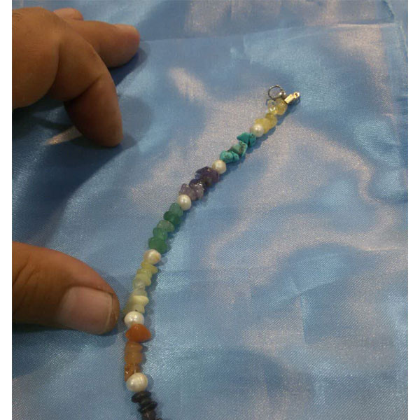 دستبند زنانه مدل هفت چاکرا و مروارید