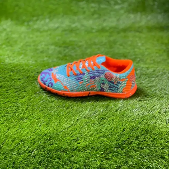 کفش فوتسال پسرانه مدل سالنی MESI2025