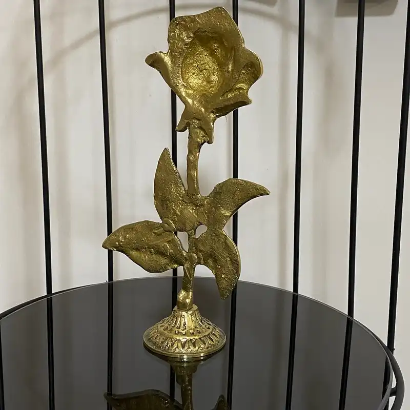 دکوری برنجی مدل گل102054