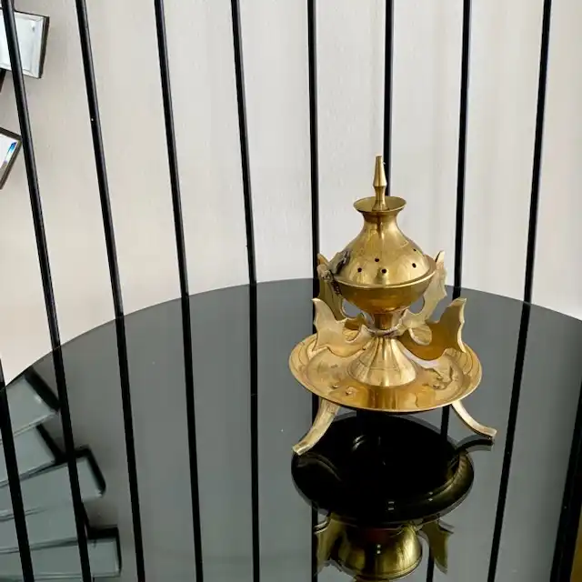 اسپند دود کن برنجی مدل چهارپر کد1046