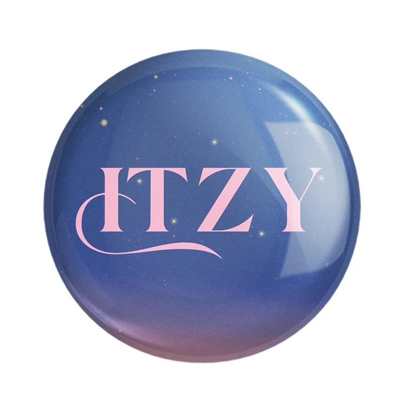 مگنت خندالو مدل گروه ایتزی ITZY کد 20235