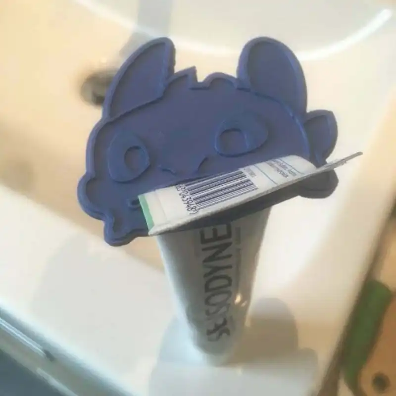 تیوپ خالی کن طرح گربه