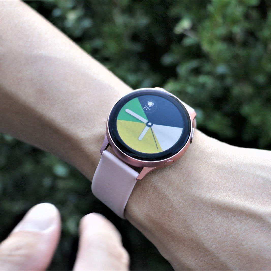 Смарт часы самсунг обзор. Samsung Galaxy watch Active 4 40mm. Samsung Galaxy watch Active 2 40mm. Самсунг галакси вотч Актив 2. Часы самсунг Galaxy watch 2.