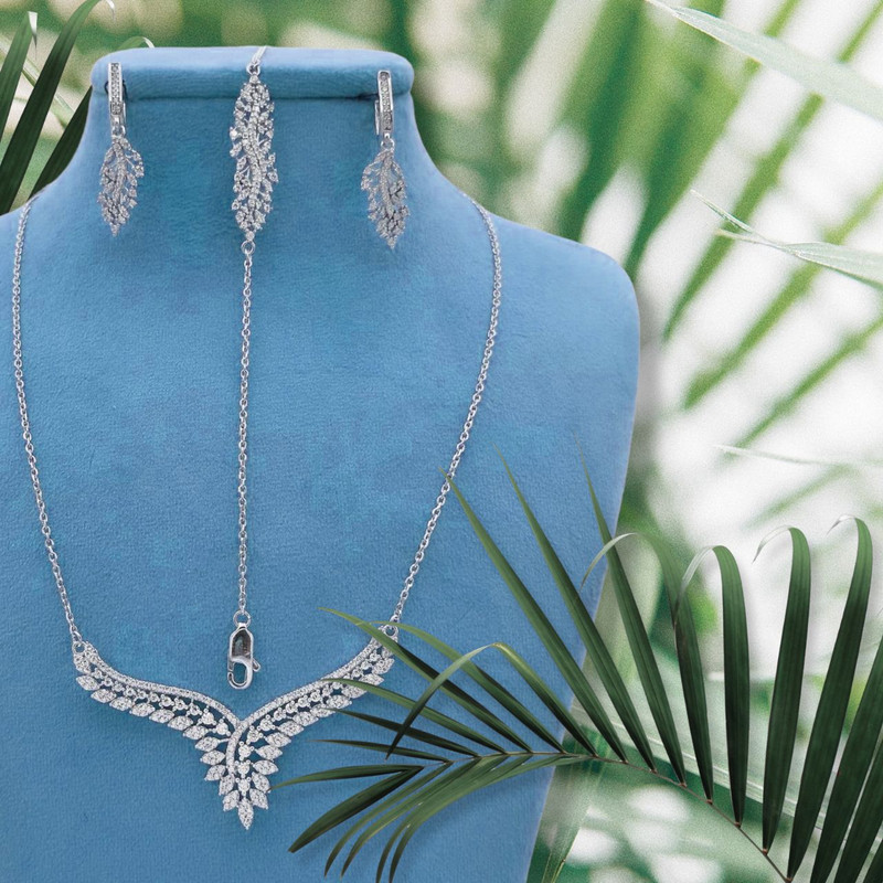 نیم ست نقره زنانه مدل الماس کد NSH-098