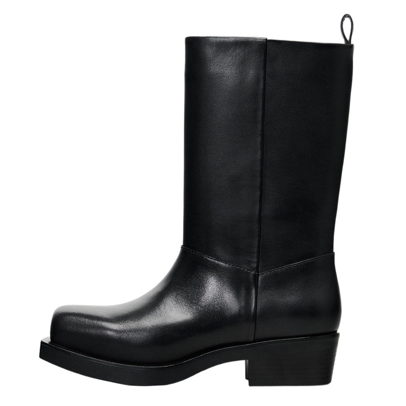 بوت زنانه مدل LEATHER