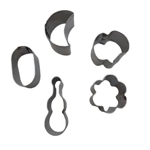 کاتر شیرینی پزی مدل یاس مجموعه 5 عددی 