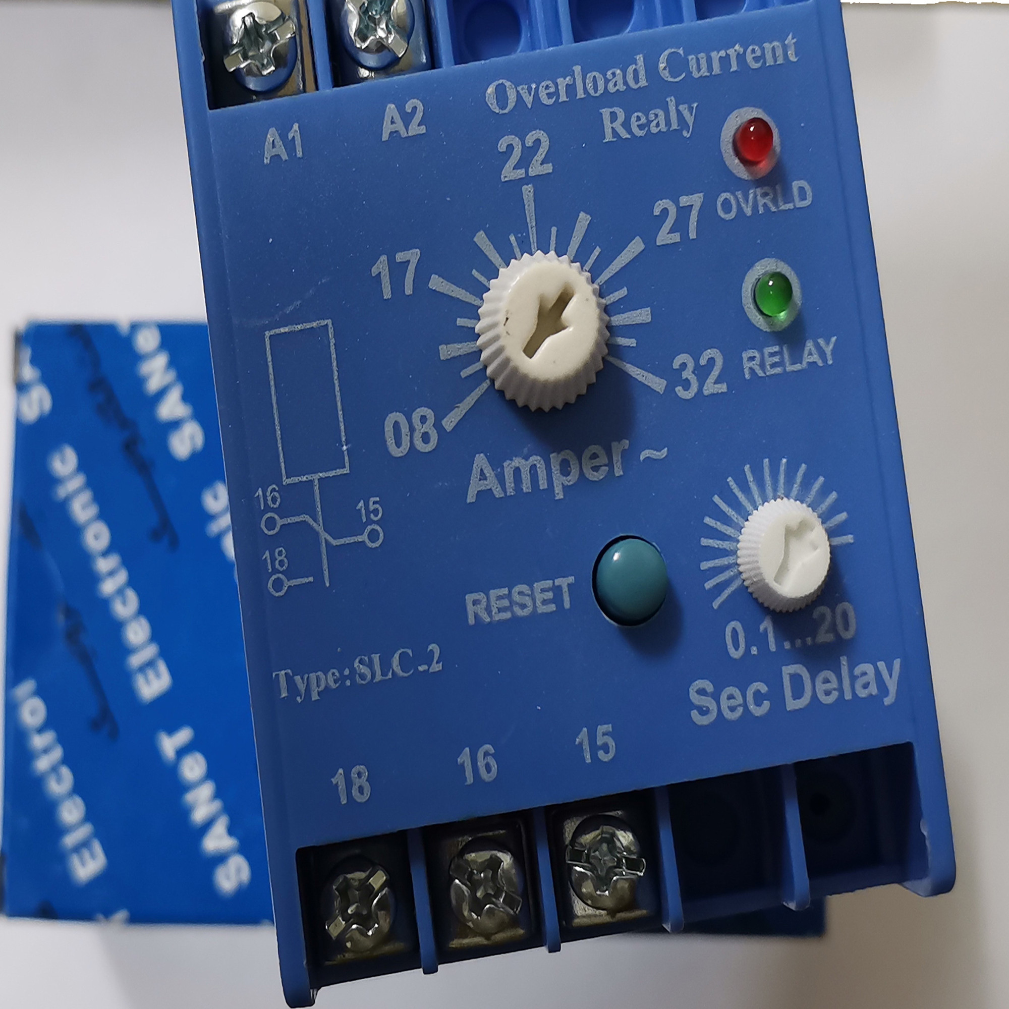 رله کنترل بار تابلو فرمان آسانسور صانت الکتریک مدل SLC-1