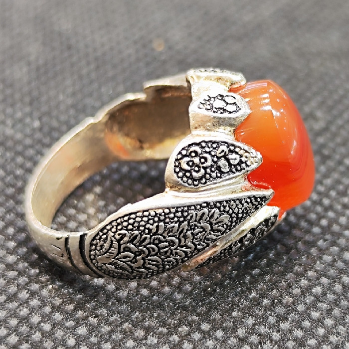 انگشتر نقره مردانه مدل سنگ عقیق یمانی کد 72