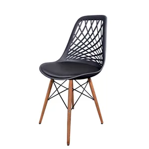 صندلی مدل کارولین