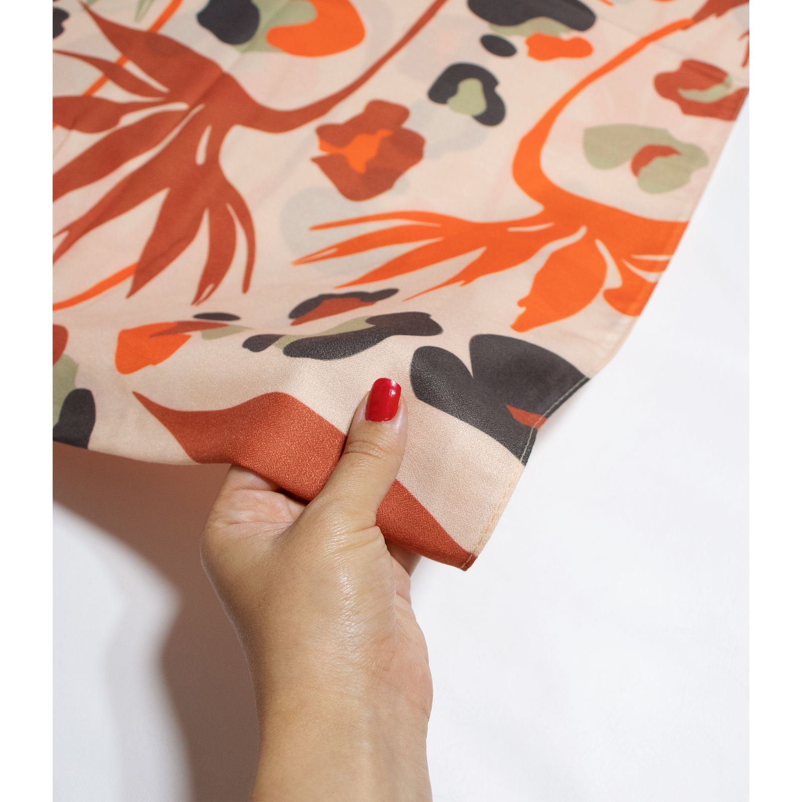 شال زنانه مدل نخی تابستانه خنک پلنگی کد a-1807 -  - 3