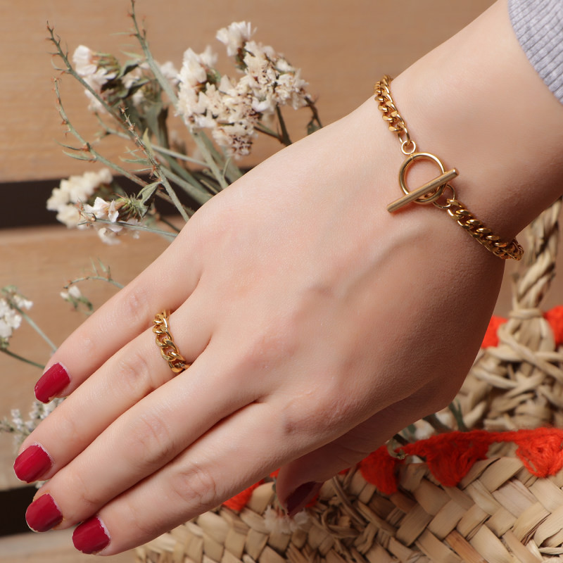 دستبند زنانه مدل الیزابت کد 002 دستبند زنانه مدل الیزابت کد 002