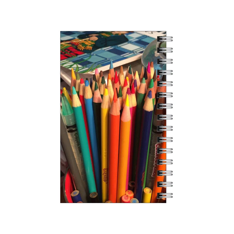 دفترچه یادداشت مدل to do list طرح مداد رنگی و نقاشی کد 4603953