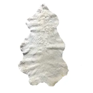 فرش پوست انارکارپت مدل خز طبیعی گوسفند کد GN 118