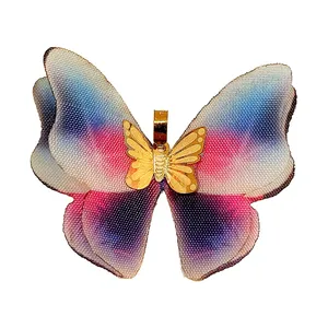 آویز گردنبند طلا 18 عیار زنانه مدل  پروانه کادویی کد 31-180