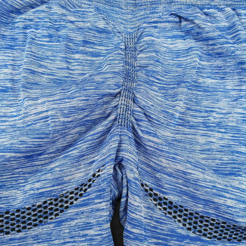 عکس شماره 22 : لگینگ ورزشی زنانه مدل سیملس پشت چین دار گنی کد t1