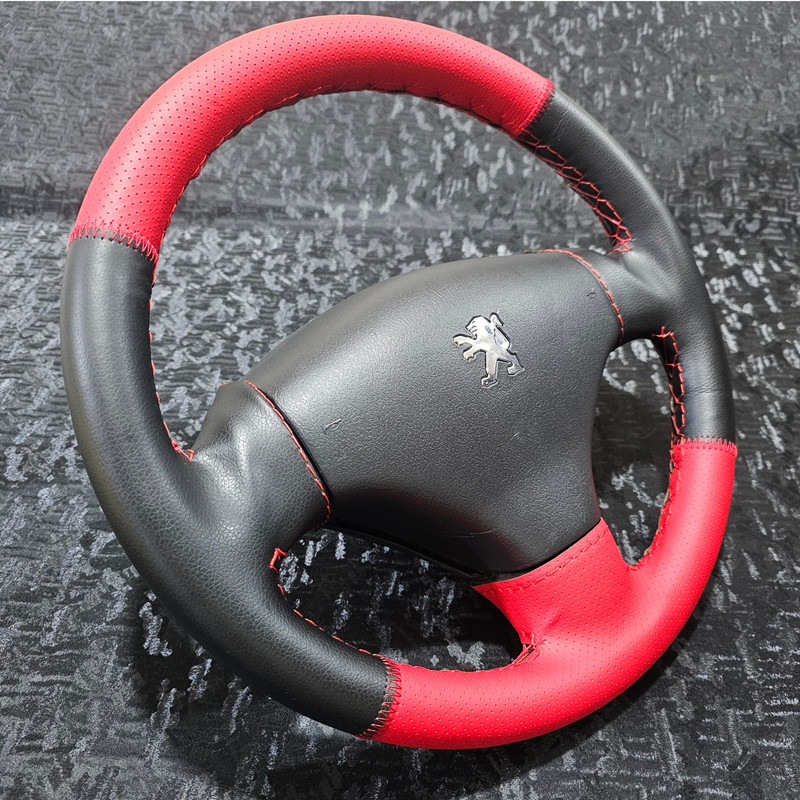 روکش فرمان مدل بازودار طرح Rcz مناسب برای پژو ۲۰۶