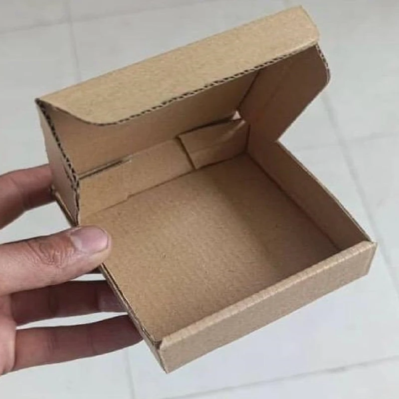عکس شماره 4 : جعبه بسته بندی مدل c230 بسته 50 عددی