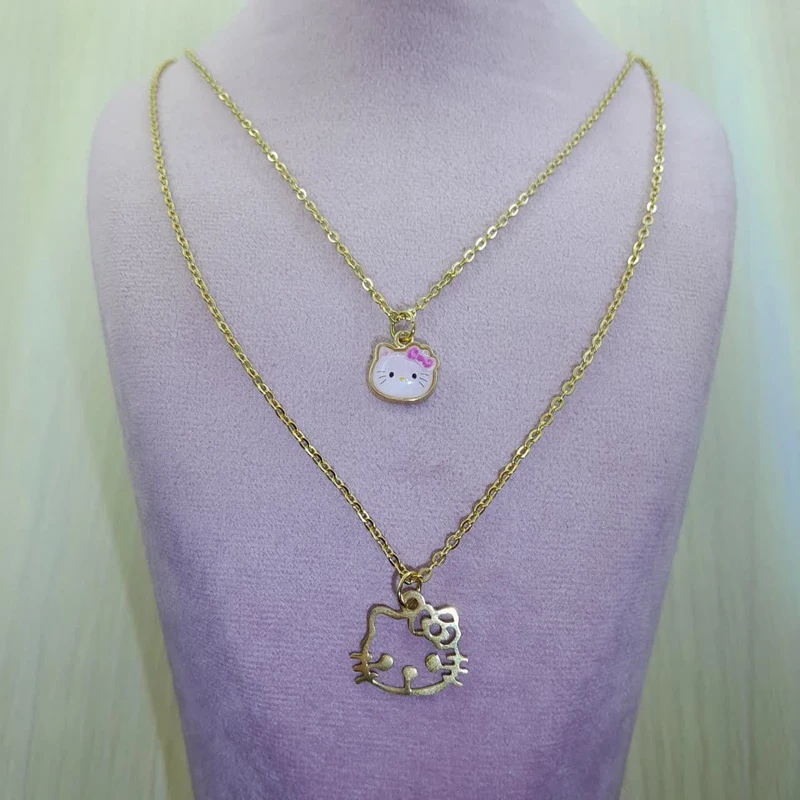 عکس شماره 10 : گردنبند دخترانه مدل کیتی طرح پیشی کد m0345