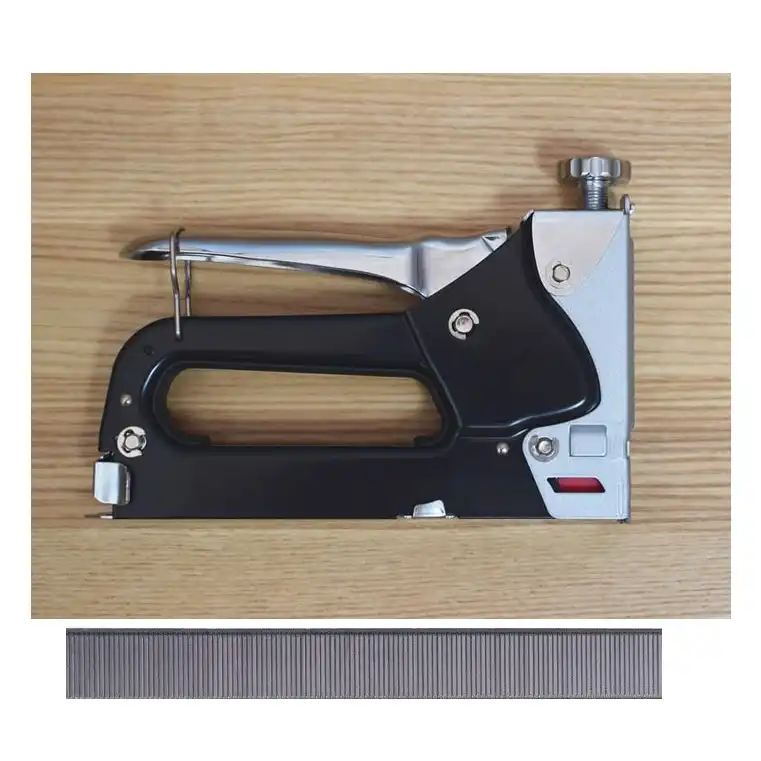 سوزن منگنه تینا فلز سایز 530/14 بسته 2100 عددی