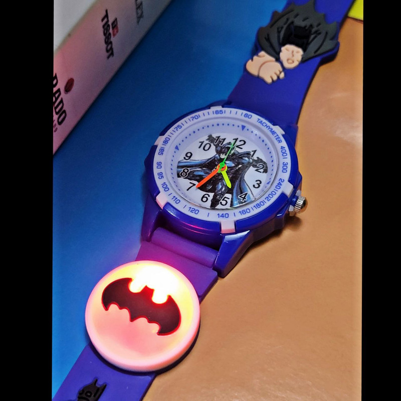 ساعت مچی عقربه ای بچگانه مدل چراغدار 06