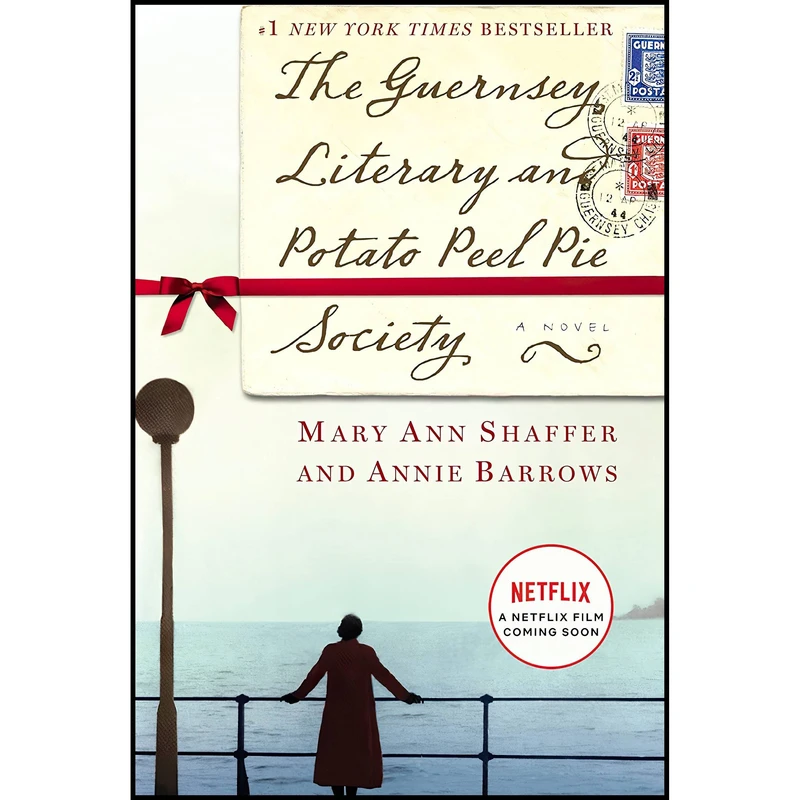 کتاب The Guernsey Literary and Potato Peel Pie Society اثر Mary Ann Shaffer and Annie Barrows انتشارات The Dial Press