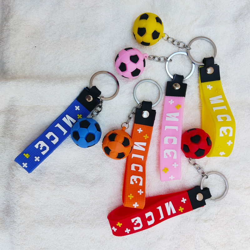 جاکلیدی مدل سیلیکونی طرح توپ فوتبال نایس کد DB20 جاکلیدی مدل سیلیکونی طرح توپ فوتبال نایس کد DB20