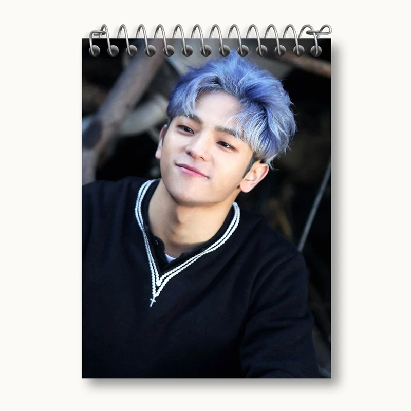 دفتر یادداشت 50 برگ خندالو مدل ووجین گروه استری کیدز Stray Kids کد 11867