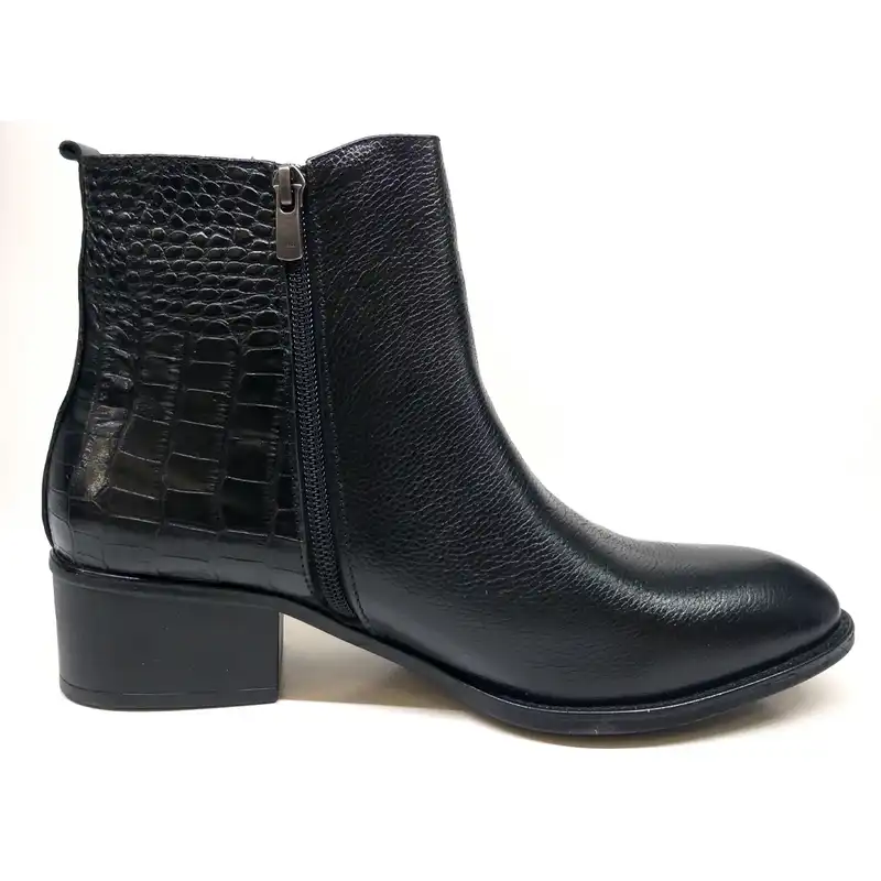 نیم بوت زنانه سرزمین چرم مدل 5267 رنگ مشکی