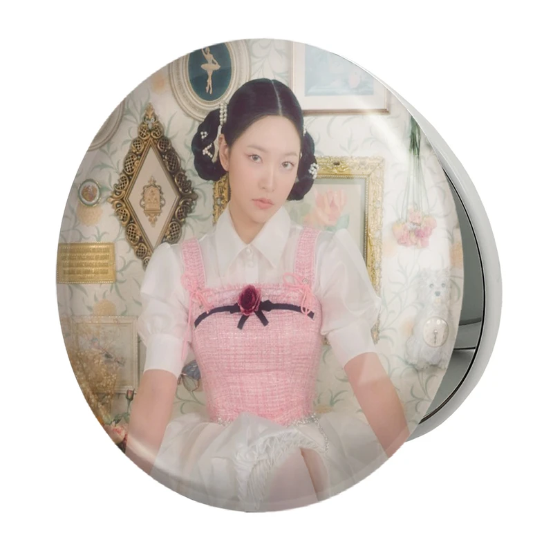 آینه جیبی خندالو طرح یری گروه رد ولوت Red Velvet مدل تاشو کد 19602 