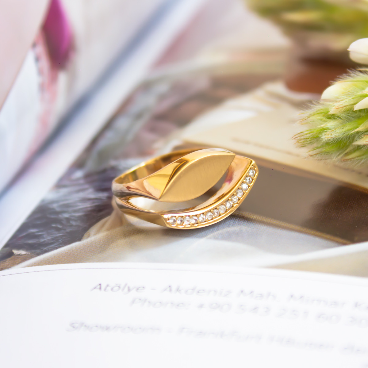 انگشتر طلا 18 عیار زنانه مدل F0010 انگشتر طلا 18 عیار زنانه مدل F0010