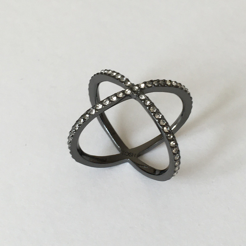 انگشتر زنانه تاش مدل AT411