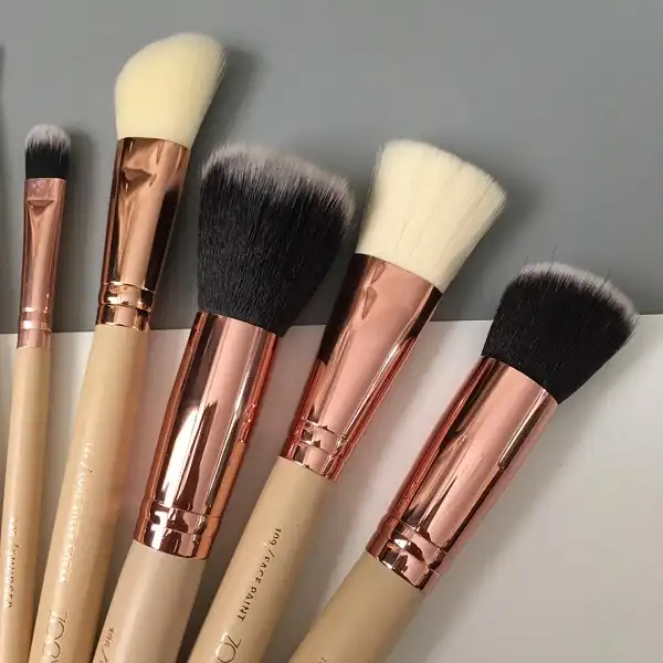 ست برس آرایشی زووا مدل 111 مجموعه 12 عددی