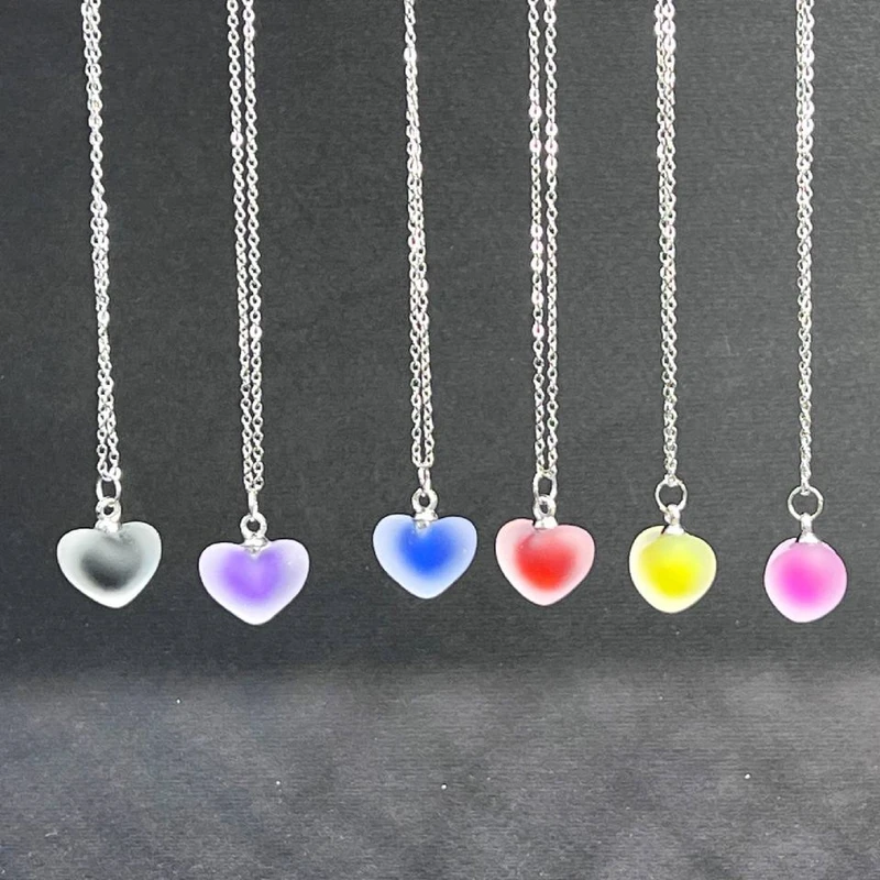 عکس شماره 5 : گردنبند مدل قلب یخی