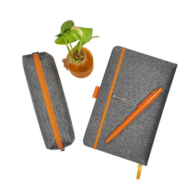 بسته لوازم التحریر پدیده نقش کد 01 مجموعه 3 عددی