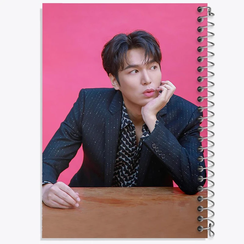 دفتر نت موسیقی 50 برگ خندالو مدل لی مین هو Lee min ho کد 12388