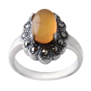 انگشتر نقره زنانه مدل عقیق یمانی کد AW_535