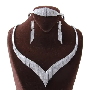  نیم ست نقره زنانه بازرگانی میلادی کد NTR_277