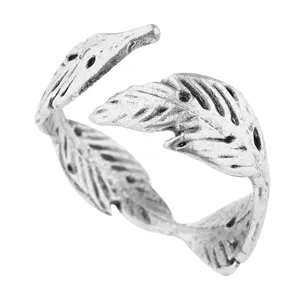 انگشتر نقره زنانه طرح برگ مدل 15147