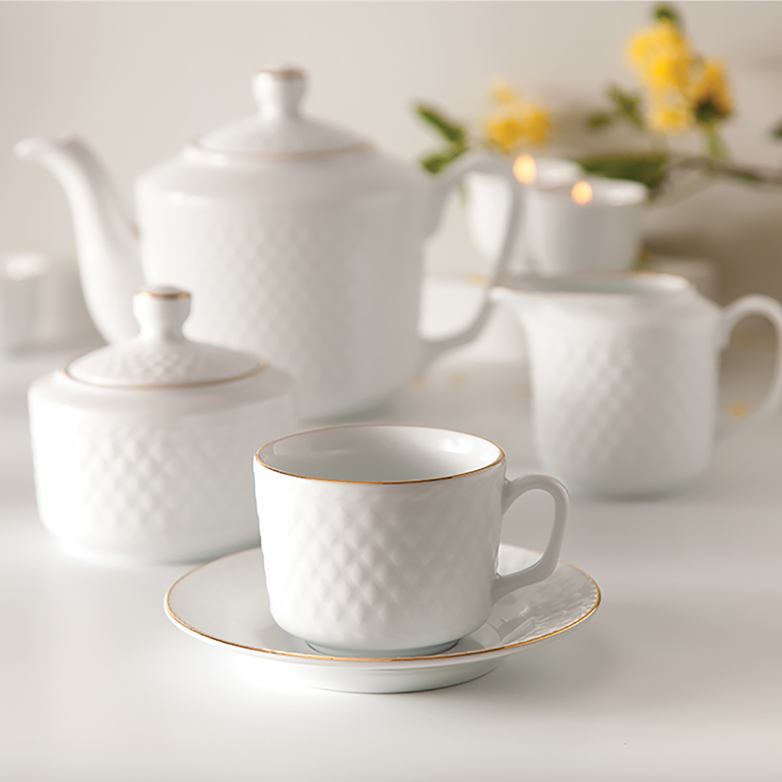 سرویس غذاخوری 102 پارچه چینی زرین ایران سری رادیانس مدل زرین درجه عالی