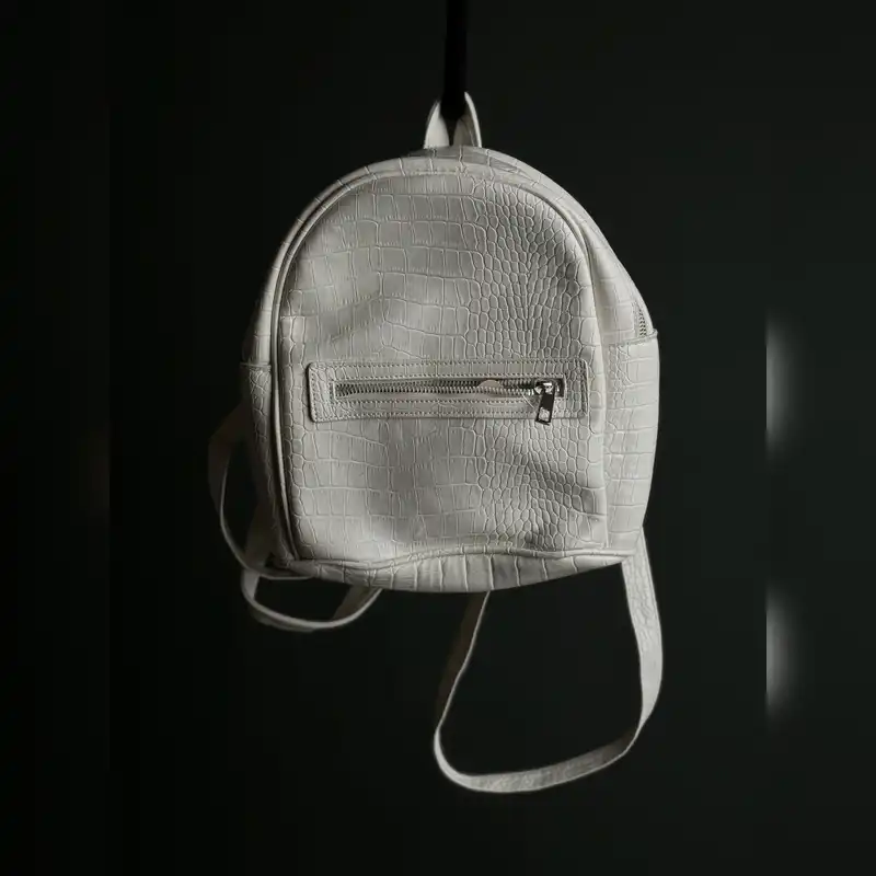 کوله پشتی ال سی وایکیکی مدل kf 238