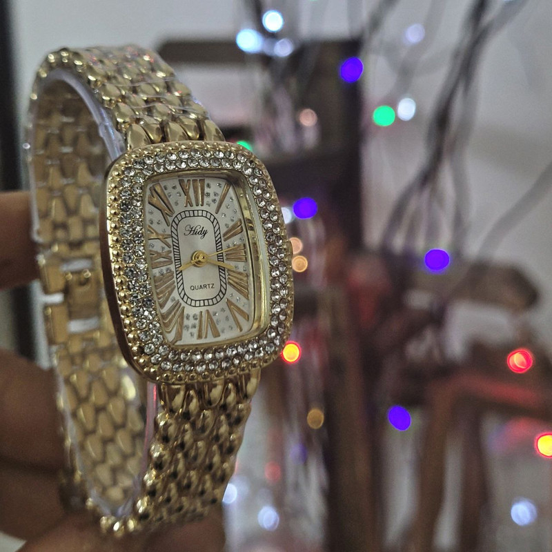 ساعت مچی عقربه ای زنانه مدل فول نگین t2